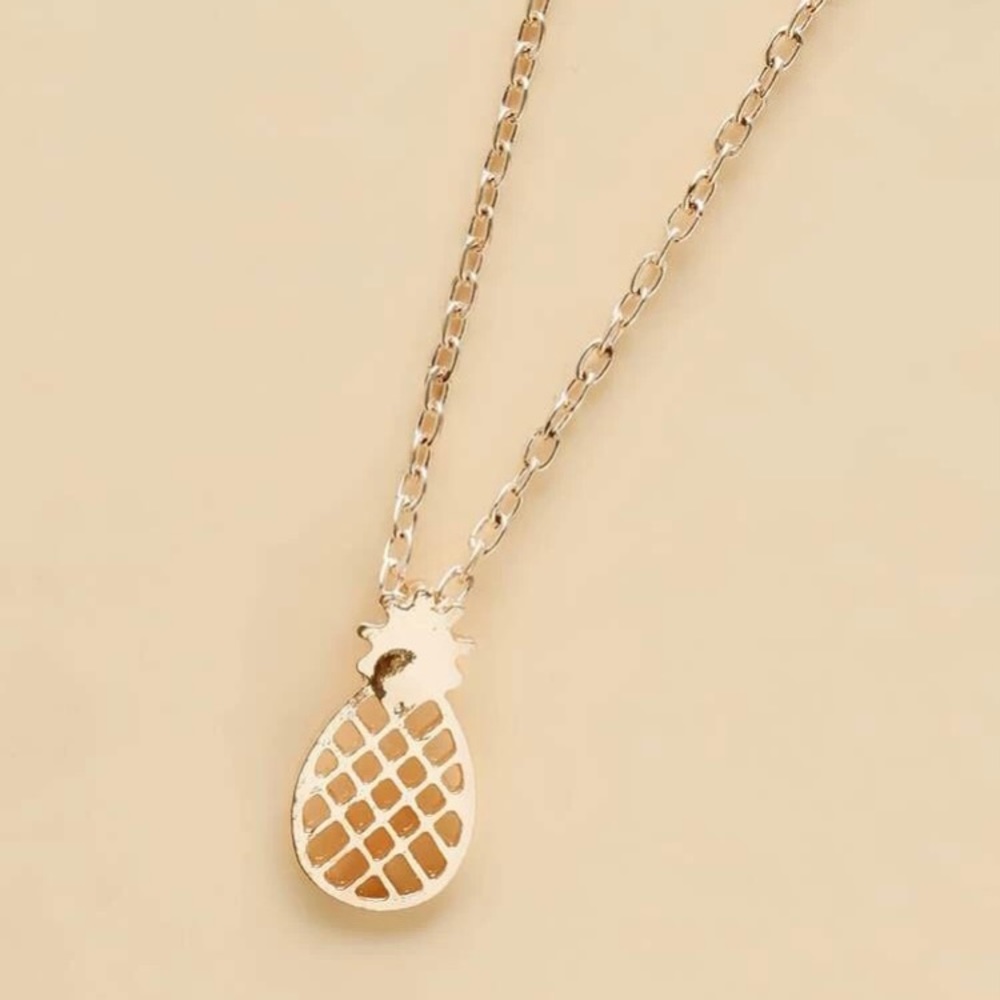 FIRST OFFER GETS IT Pineapple Necklace